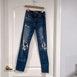American Eagle Ripped Skinny Jeans Super Stretch 0